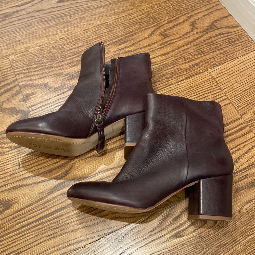 Splendid boots